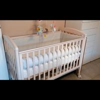 Lettino Pali con materasso e accessori 