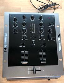 Mixer Numark M2