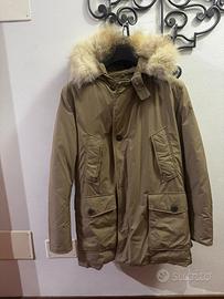Woolrich beige parka