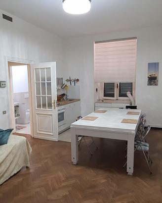 Appartamento ammobiliato  5 vani Genova Brignole