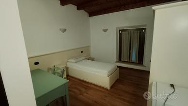 Camera singola con bagno 