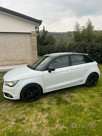 Audi A1 Sportback 1.6 TDI S tronic S line Full