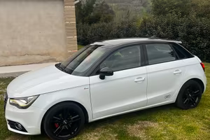 Audi A1 Sportback 1.6 TDI S tronic S line Full