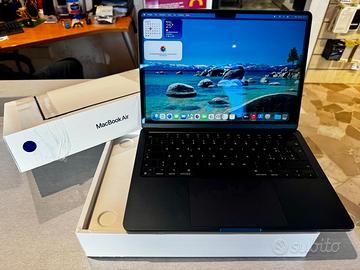 Apple Macbook Air 13.6" M2, 1GB, 1TB - Garanzia