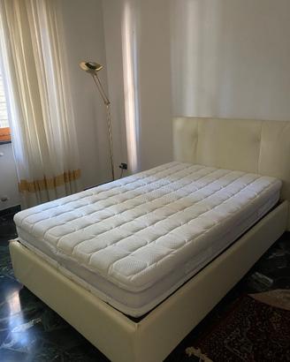Letto contenitore una piazza e mezza con materasso