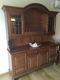 Credenza e tavolo in noce
