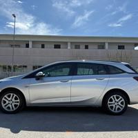 🚗 Opel Astra Sports Tourer 1.6 CDTI 110 CV