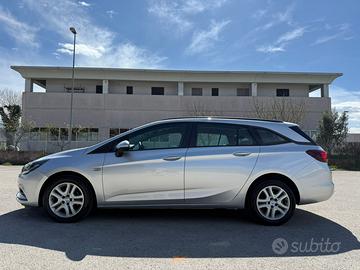 🚗 Opel Astra Sports Tourer 1.6 CDTI 110 CV