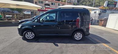 VW Caddy 12/2010