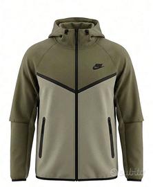 Felpa Nike tech Origniale Nuova