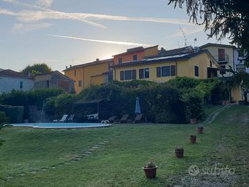 Villa con piscina in Lunigiana