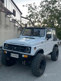 Suzuki Samurai