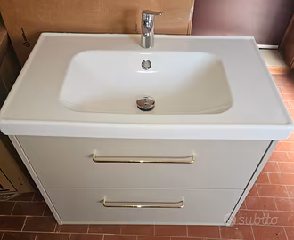 Mobile bagno con lavabo