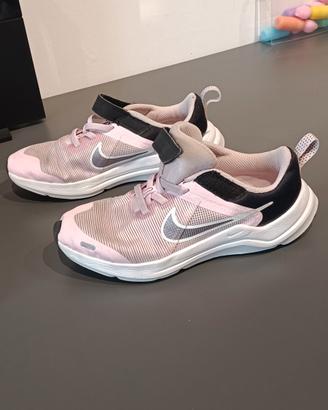 Nike Downshifter 12