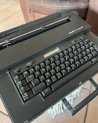 Macchina da scrivere Oluvetti ET Compact 60