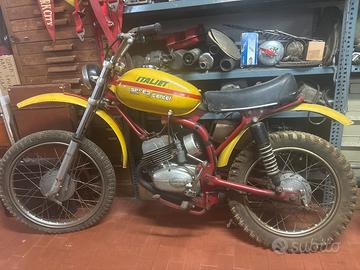 Motocicletta  italjet motore ducati