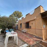 Villino Indipendente con Ampio Terreno