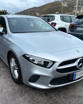 Mercedes-benz A 180 d Automatic Business