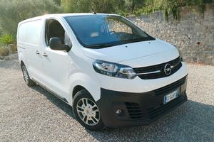 Opel Vivaro furgone 