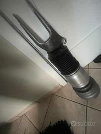 Pneumatico anteriore di sinistra