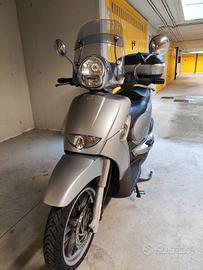 Scooter Aprilia Scarabeo 500 light