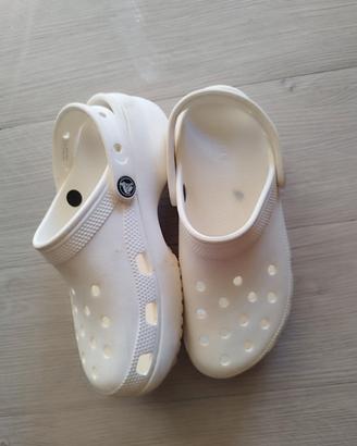 Crocs e sandali ragazza 