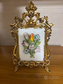 Cornice vintage in stile barocco