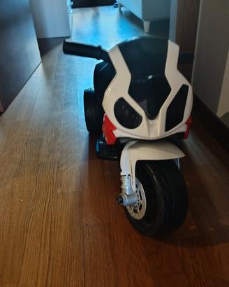 moto elettrica bmw