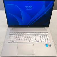 HP Envy 17 i5 512GB 8GB RAM