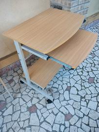 Tavolino per pc con ruote 