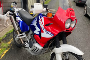 Honda africa twin 750