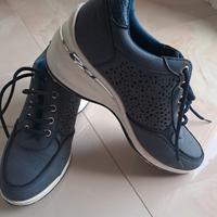 Stock scarpe