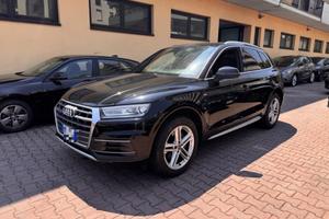 AUDI Q5 2.0 TDI quattro S tronic Business Sport