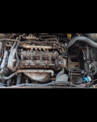 Motore alfa romeo 147.