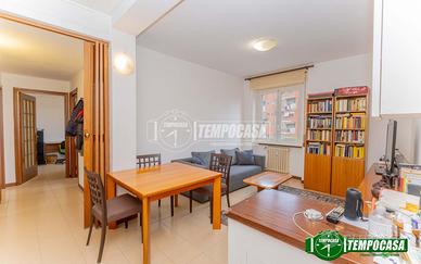 Ampio 4 locali con due balconi e cantina