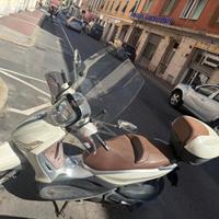 Piaggio Beverly 300 - 2011