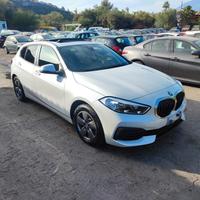 Bmw 118 120d 5p. Advantage