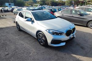 Bmw 118 120d 5p. Advantage