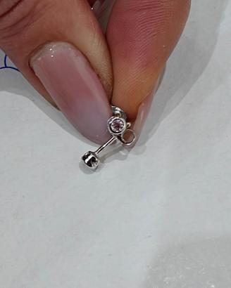orecchini in oro con zirconi 