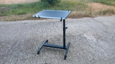 tavolino per computer portatile
