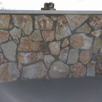 Rivestimento in pietra rustica