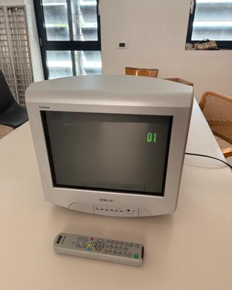 Sony Trinitron KV-14LT1E CRT 14” con telecomando