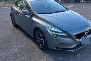 Volvo V40 D2 automatica
