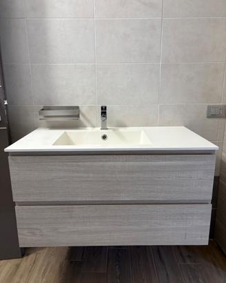Mobile bagno sospeso