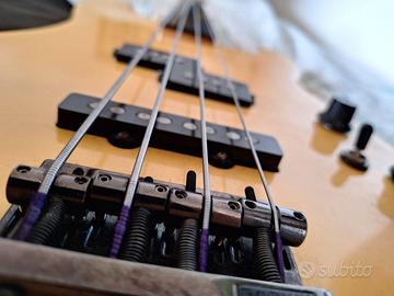 Fender Jazz Fretless Japan