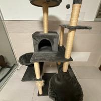 Albero Tiragraffi a piu’ ripiani per gatti grigio