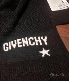stola nuova Givenchy in lana