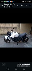 Suzuki 600 gsr