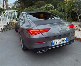 Mercedes cla 180 sport anno 2019 pacchetto luci