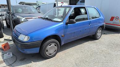 Citroen saxo per ricambi